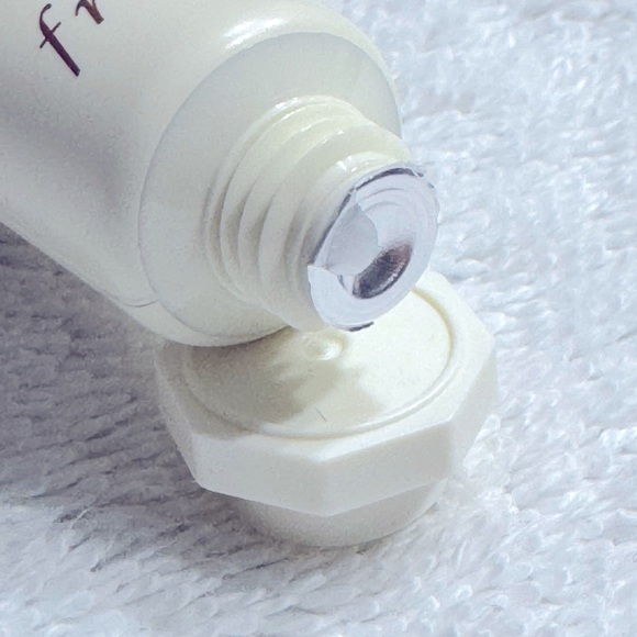 Fresh Sugar Advanced Therapy Lip Rescue Ointment 15g BRAND NEW/SEALED - Picture 8 of 8